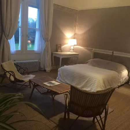 Manoir Le Mingreaud D'hotes Sainte-Gemme-la-Plaine