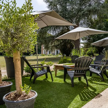 Guest house Manoir Le Mingreaud D'hotes 3*