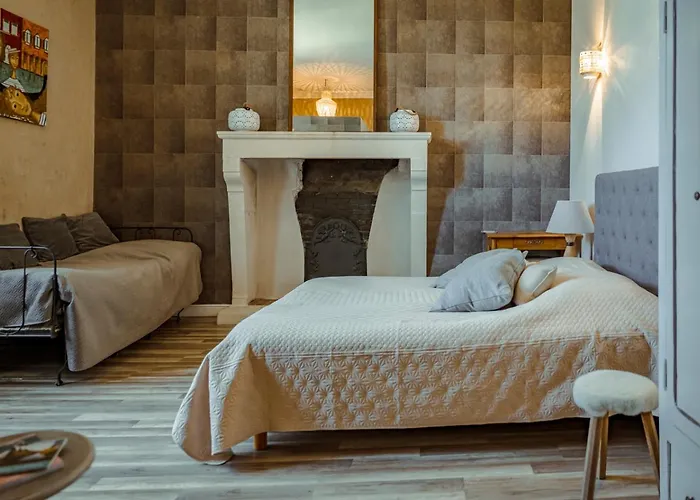 게스트하우스 Manoir Le Mingreaud D'hotes